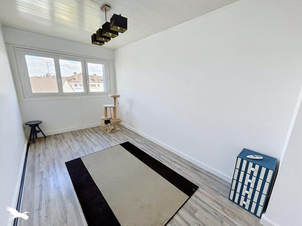 Maison à vendre 270 000 € Villepreux 4 p 85 m² DPE E
