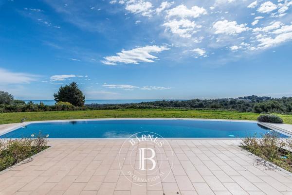 Biot, Villa 5 Chambres -  450 m² à vendre