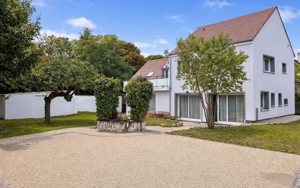 Maison à vendre    6 pièces • 188 m2 Mennecy