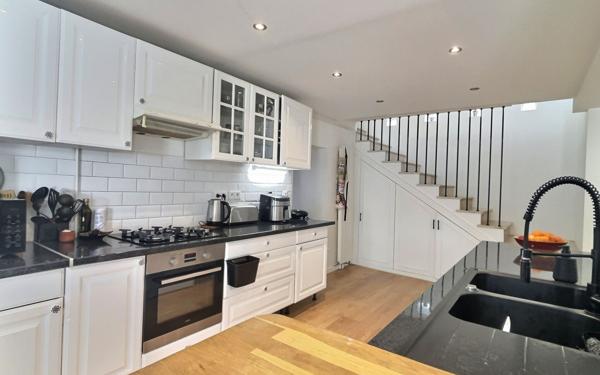 Maison à vendre    6 pièces • 188 m2 Mennecy