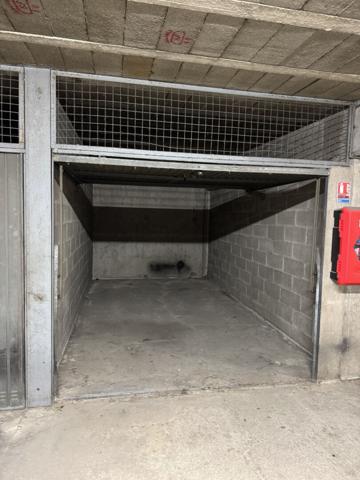 AUBAGNE  Garage box 13m² La rose des vents