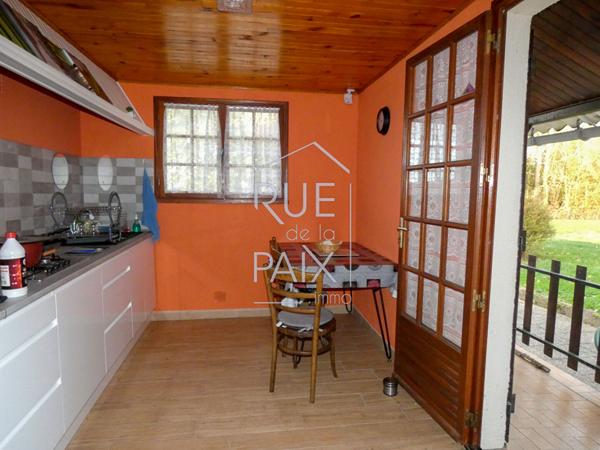 86210 MONTHOIRON Terrain de loisir avec étang !