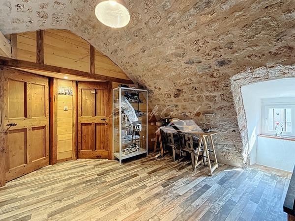 Paulhe (12520) Agréable maison de village à 10 minutes de Millau