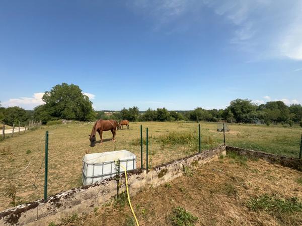 VAUCONCOURT NERVEZAIN (70) -  Propriété à vendre 6 pièces - 4 chambres
