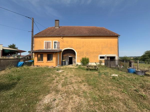 VAUCONCOURT NERVEZAIN (70) -  Propriété à vendre 6 pièces - 4 chambres