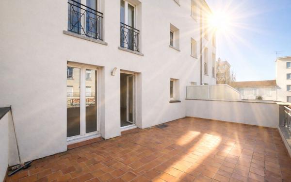 Appartement à vendre    2 pièces • 46,16 m2 Antony