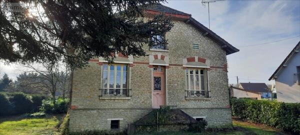 Maison à vendre à Écueillé dans l'Indre (36240), ref : 021/1526