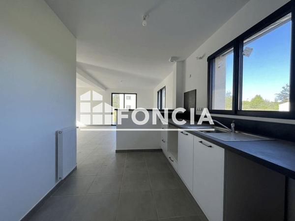 Location Maison 5 pièces 108.72 m² - 6 RUE DE WORTH Honfleur 14600