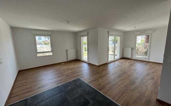 Appartement à vendre    4 pièces • 87,10 m2 Saint-Maurice-de-Beynost