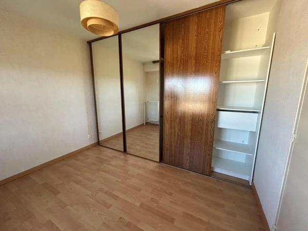 Appartement à louer 4 pièces 77.3m² Montbéliard (25200)
