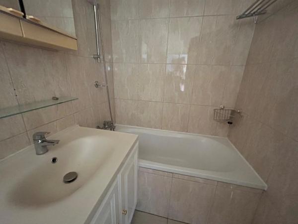 Appartement à louer 4 pièces 77.3m² Montbéliard (25200)