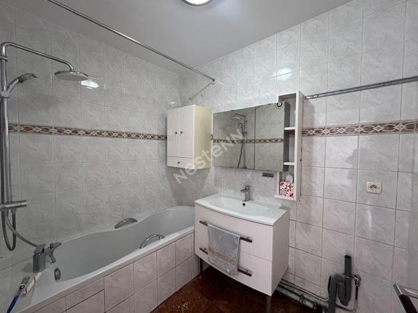 Puteaux - Appartement  3 pièces lumineux de 60,72m²  avec balcon et cave