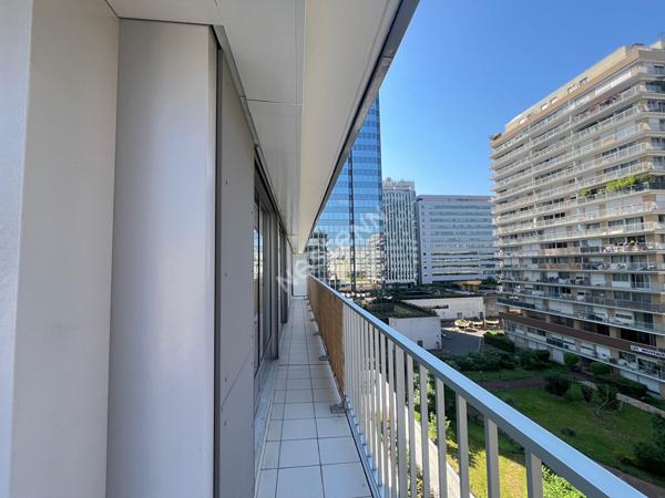 Puteaux - Appartement  3 pièces lumineux de 60,72m²  avec balcon et cave