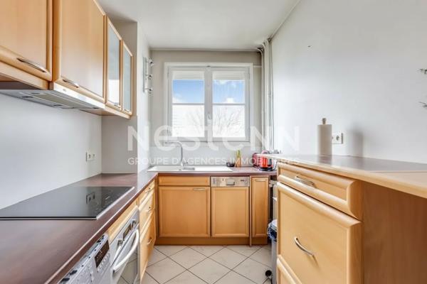 Appartement 3 pièces à vendre à Courbevoie - 410 000 € balcon