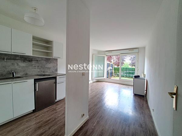 A louer : PLAISIR  - Studio  avec terrasse