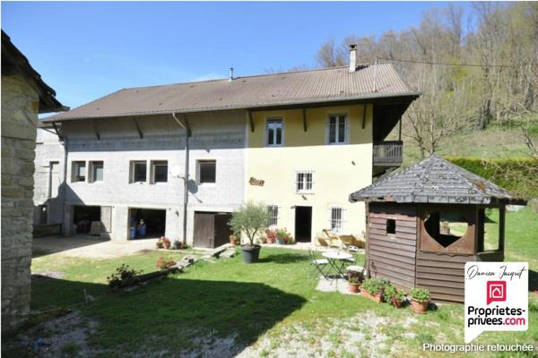Maison et dépendance Glay 5 pièces 3 chambres  177 .1  m2. Ecuries  298.4 m² . Dépendances 792.44 m²