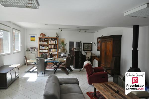 Maison et dépendance Glay 5 pièces 3 chambres  177 .1  m2. Ecuries  298.4 m² . Dépendances 792.44 m²
