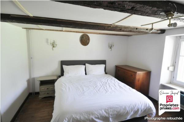 Maison et dépendance Glay 5 pièces 3 chambres  177 .1  m2. Ecuries  298.4 m² . Dépendances 792.44 m²