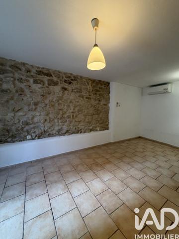 Location studio 27 m² Pélissanne