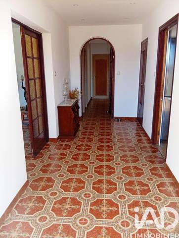 Maison à vendre 8 pièces 183,8 m² Vias