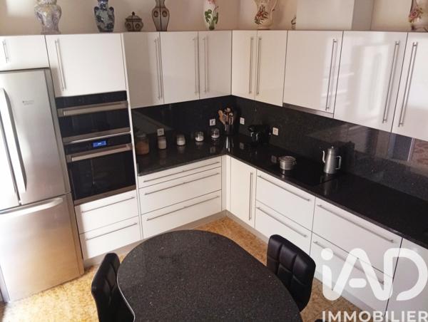 Maison à vendre 8 pièces 183,8 m² Vias