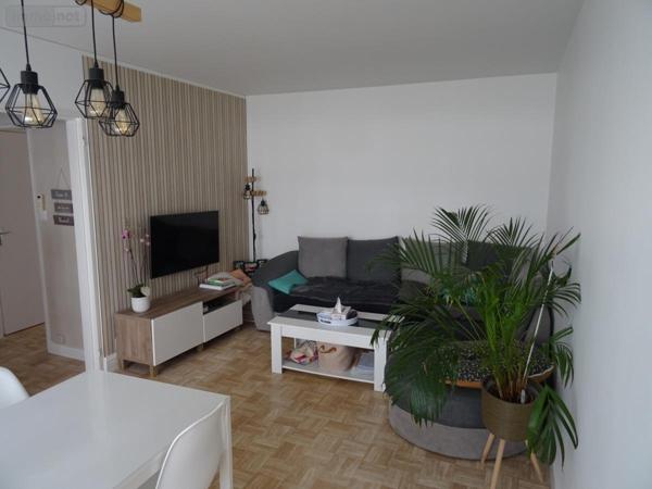 Appartement à vendre à Rennes en Ille-et-Vilaine (35000), ref : 53079-1405