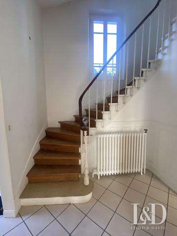 Magnifique meulière Divsion Théry