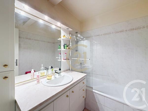 Appartement à vendre  4 pièces - 98,91 m2 RUEIL MALMAISON - 92