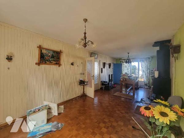 DREUIL LES AMIENS / PAVILLON MITOYEN / 3 CHAMBRES / SOUS-SOL