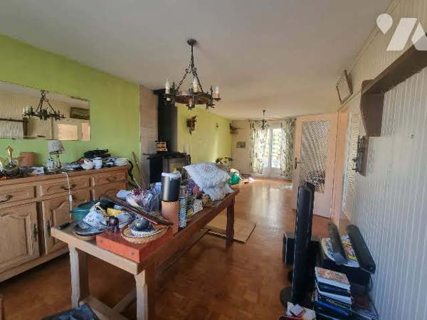 DREUIL LES AMIENS / PAVILLON MITOYEN / 3 CHAMBRES / SOUS-SOL