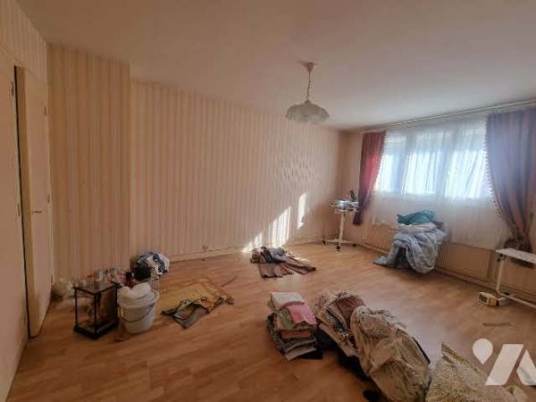 DREUIL LES AMIENS / PAVILLON MITOYEN / 3 CHAMBRES / SOUS-SOL