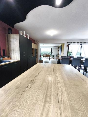 Maison à vendre 455 000 € Bréhal 6 p 154 m² DPE A