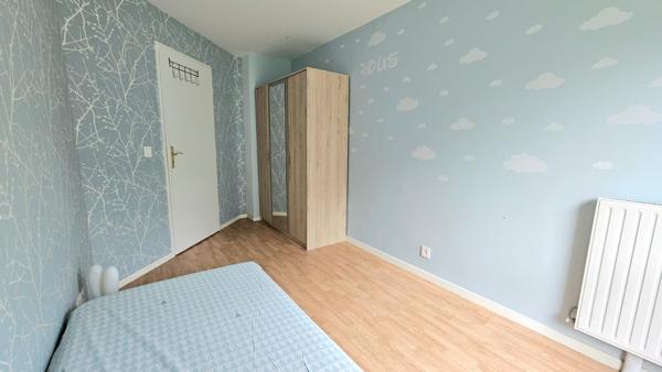 Appartement Stains 5 pièces avec 2 places de parking