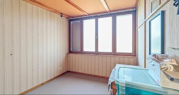 Appartement  avec grand séjour 3  chambres et balcon