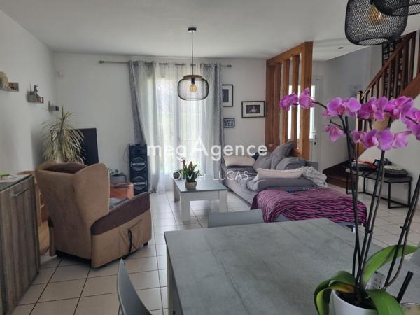 Maison à MANNEVILLE-SUR-RISLE, 27500 - 5 pièces 108m²