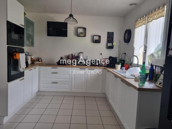 Maison à MANNEVILLE-SUR-RISLE, 27500 - 5 pièces 108m²