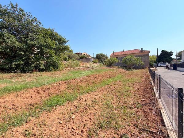 LE PRADET La Garonne - Terrain à batir de 629 m2 - LE PRADET Secteur très recherché et à deux pas de la mer