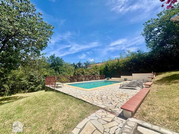 Magnifique Mas rénové avec piscine sur terrain 4000 m2