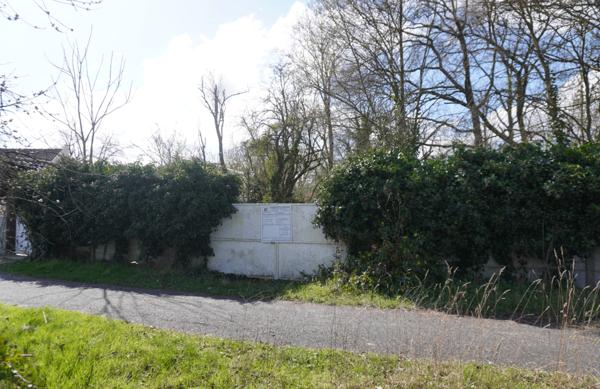 Terrain Verdoyant de 438 m²