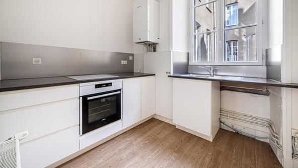 Nantes – Centre-ville : beau T5 – garage possible