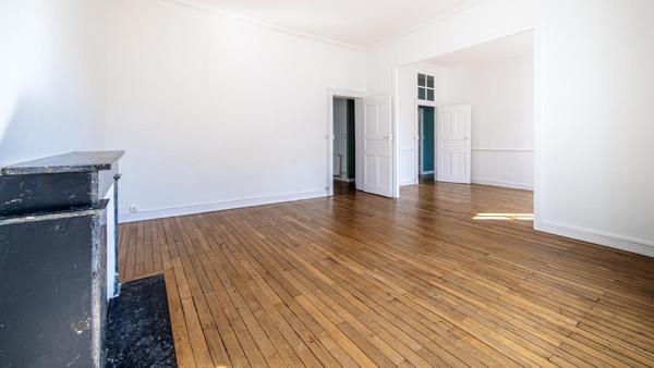 Nantes – Centre-ville : beau T5 – garage possible