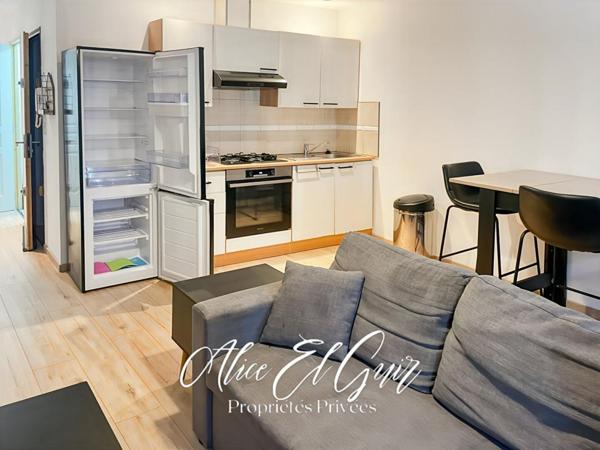 Immeuble - 3 appartements prêts à louer - Cité Médiévale