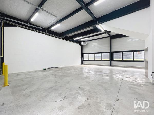 Location local d’activité 270 m² Chanteloup-en-Brie