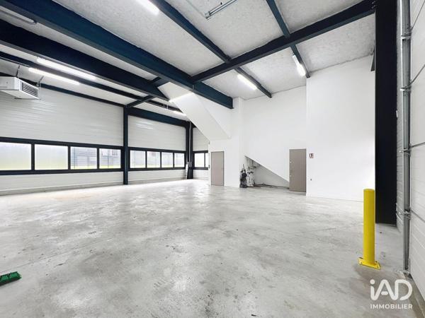 Location local d’activité 270 m² Chanteloup-en-Brie