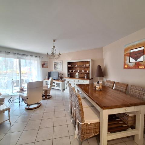 Appartement 3 chambres avec terrasse et garage