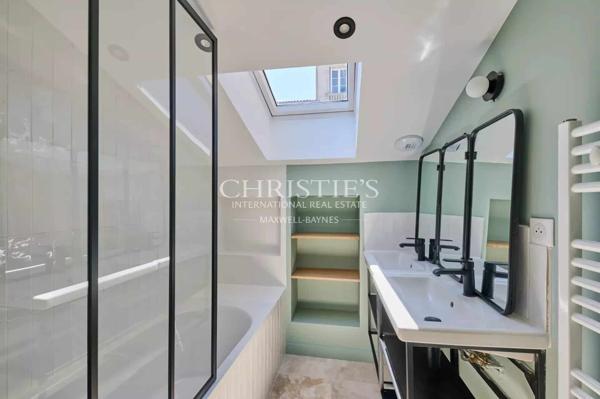 BORDEAUX CENTRE – Maison 5 chambres, piscine, parking