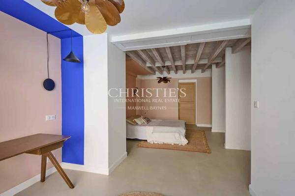 BORDEAUX CENTRE – Maison 5 chambres, piscine, parking