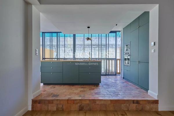 BORDEAUX CENTRE – Maison 5 chambres, piscine, parking