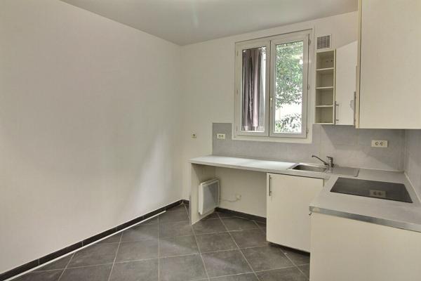Appartement deux pièces 24m2 + cave