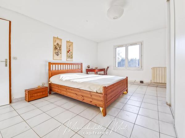 Maison 5 chambres avec piscine au calme